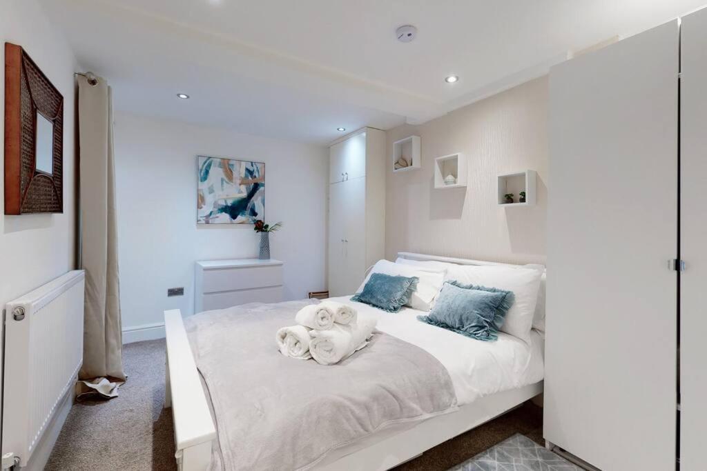 Lovely 2 Bedroom Apartment Near Highgate Station Londres Extérieur photo