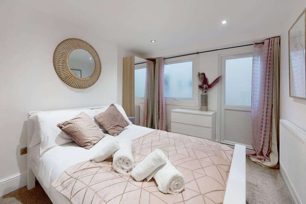 Lovely 2 Bedroom Apartment Near Highgate Station Londres Extérieur photo