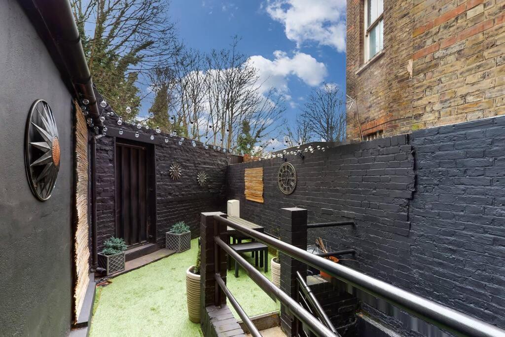 Lovely 2 Bedroom Apartment Near Highgate Station Londres Extérieur photo