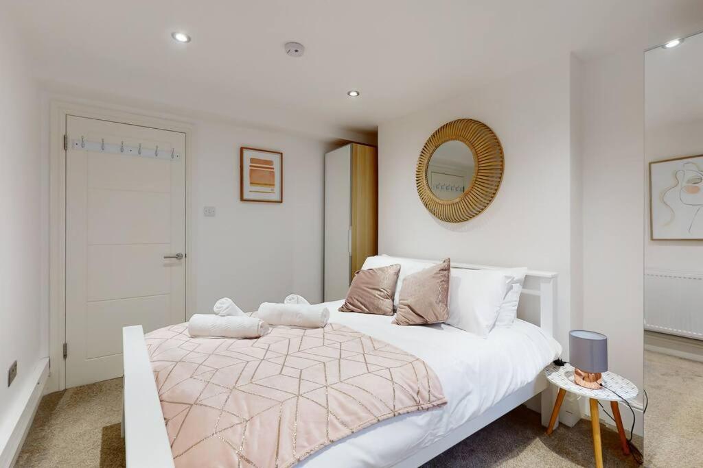 Lovely 2 Bedroom Apartment Near Highgate Station Londres Extérieur photo